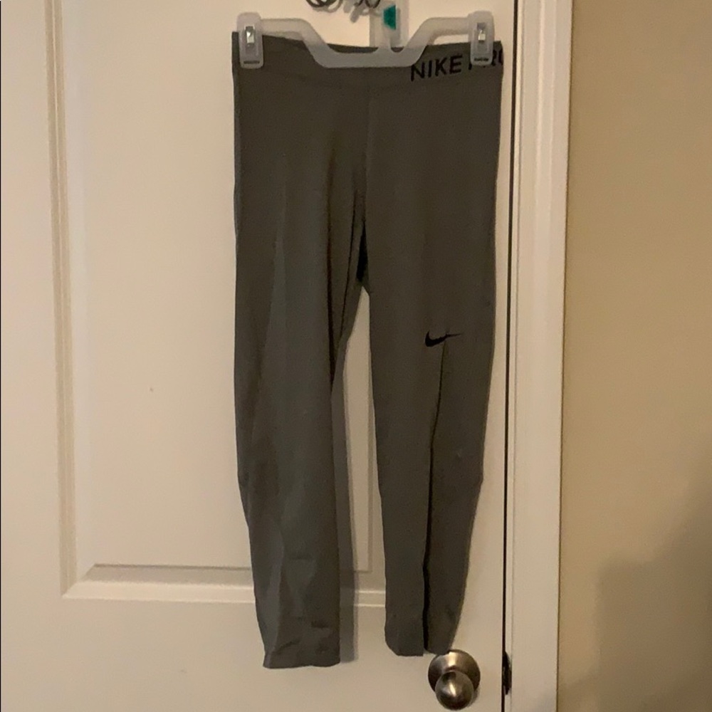 Nike Pro Cropped Leggings